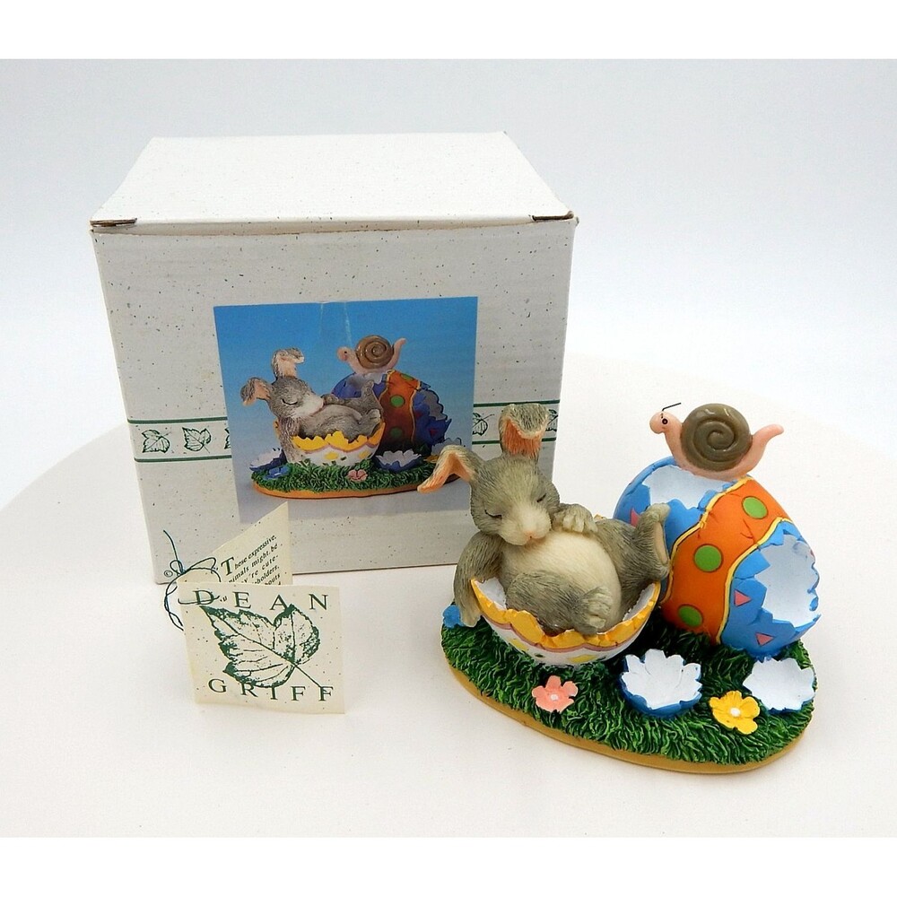 Charming Tails After The Hunt Mouse Figure 87-372 Egg Figurine Fitz Floyd 1997